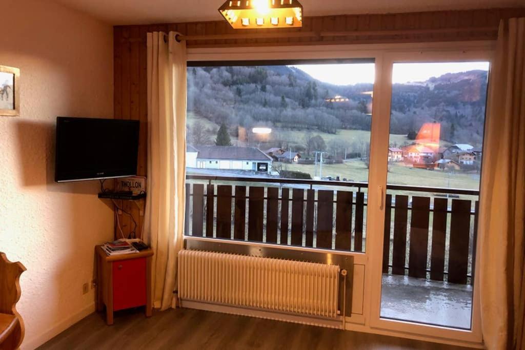 Studio Agreable Et Cosy Avec Vue Sur Les Memises Thollon-les-Memises Exterior photo